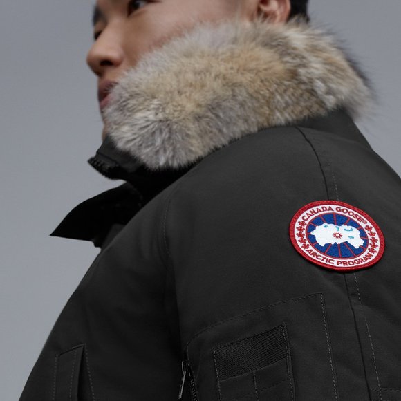 Canada Goose Chilliwack Bomber Jacket - Picture 3 of 16